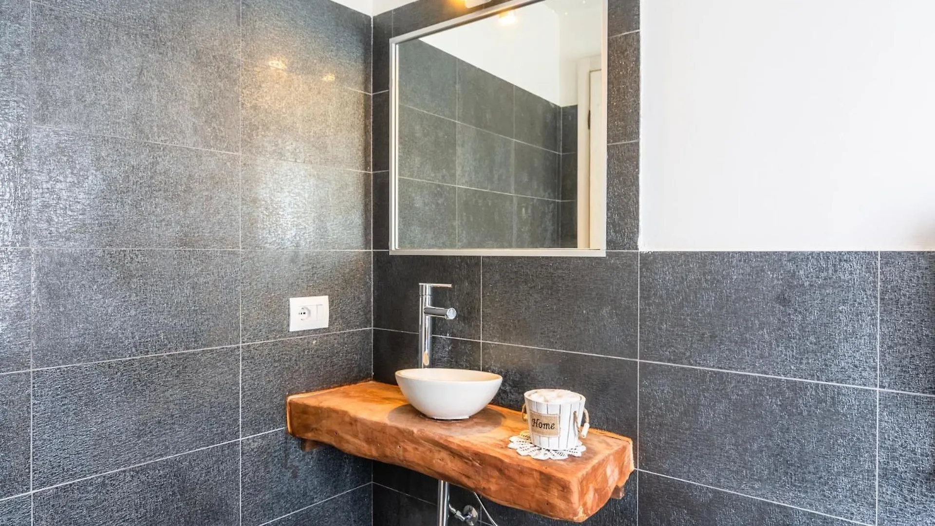 Beautiful Apartment In Sestino With Garden