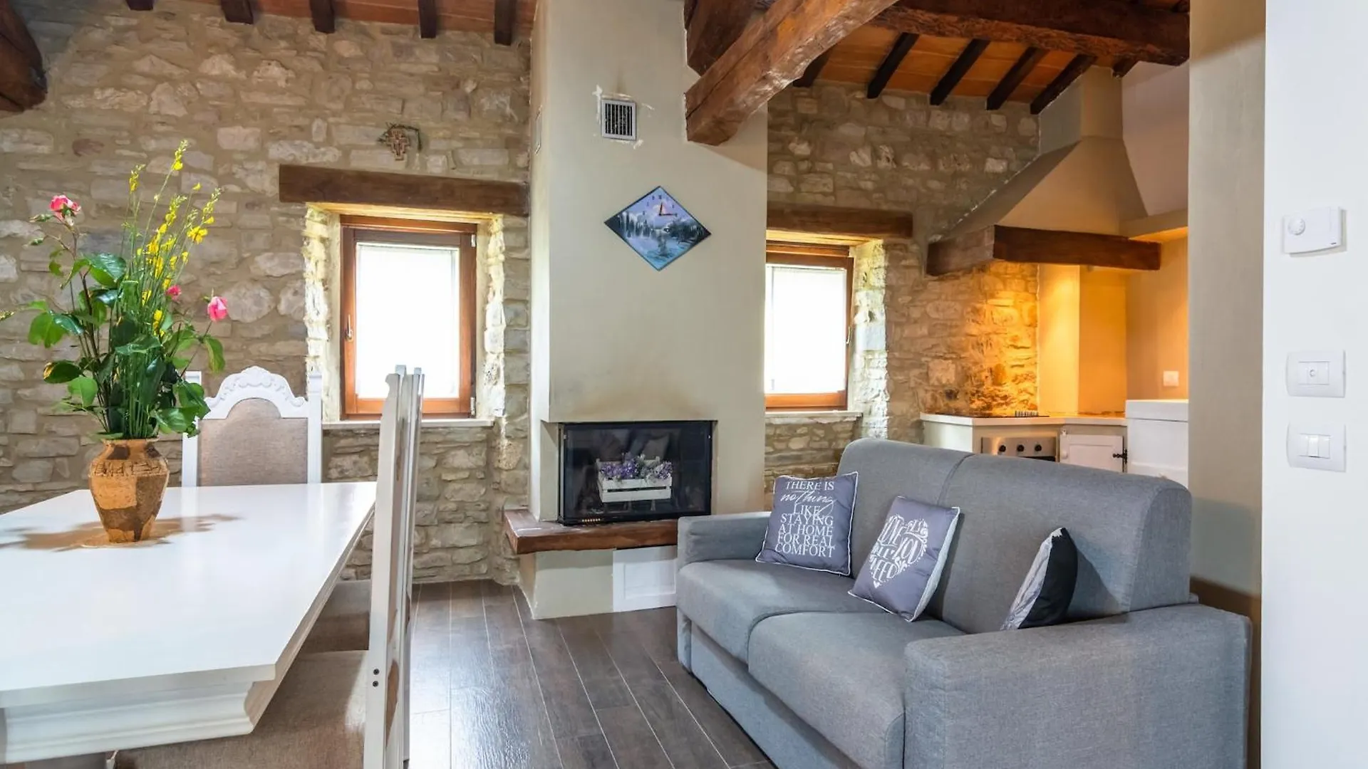 Beautiful Apartment In Sestino With Garden 0*,