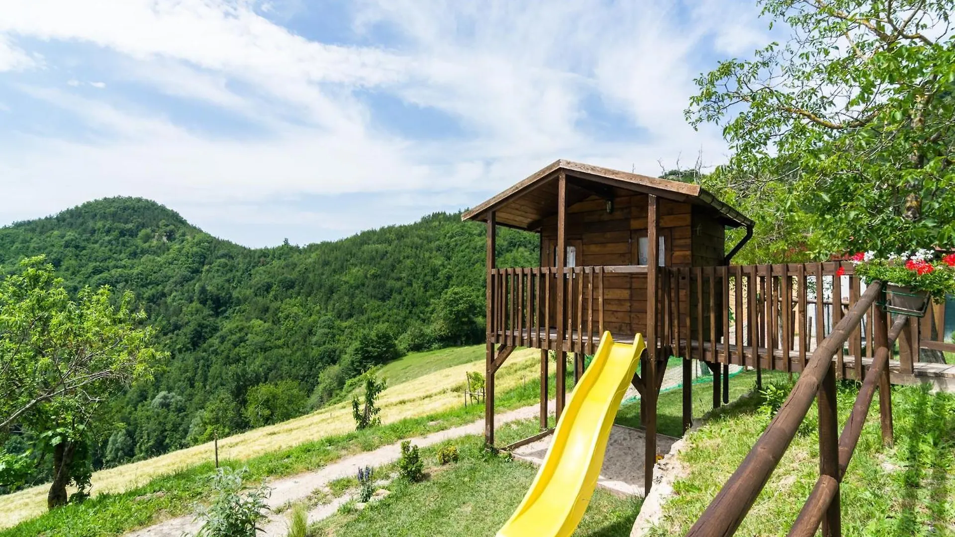 Beautiful Apartment In Sestino With Garden Holiday home
