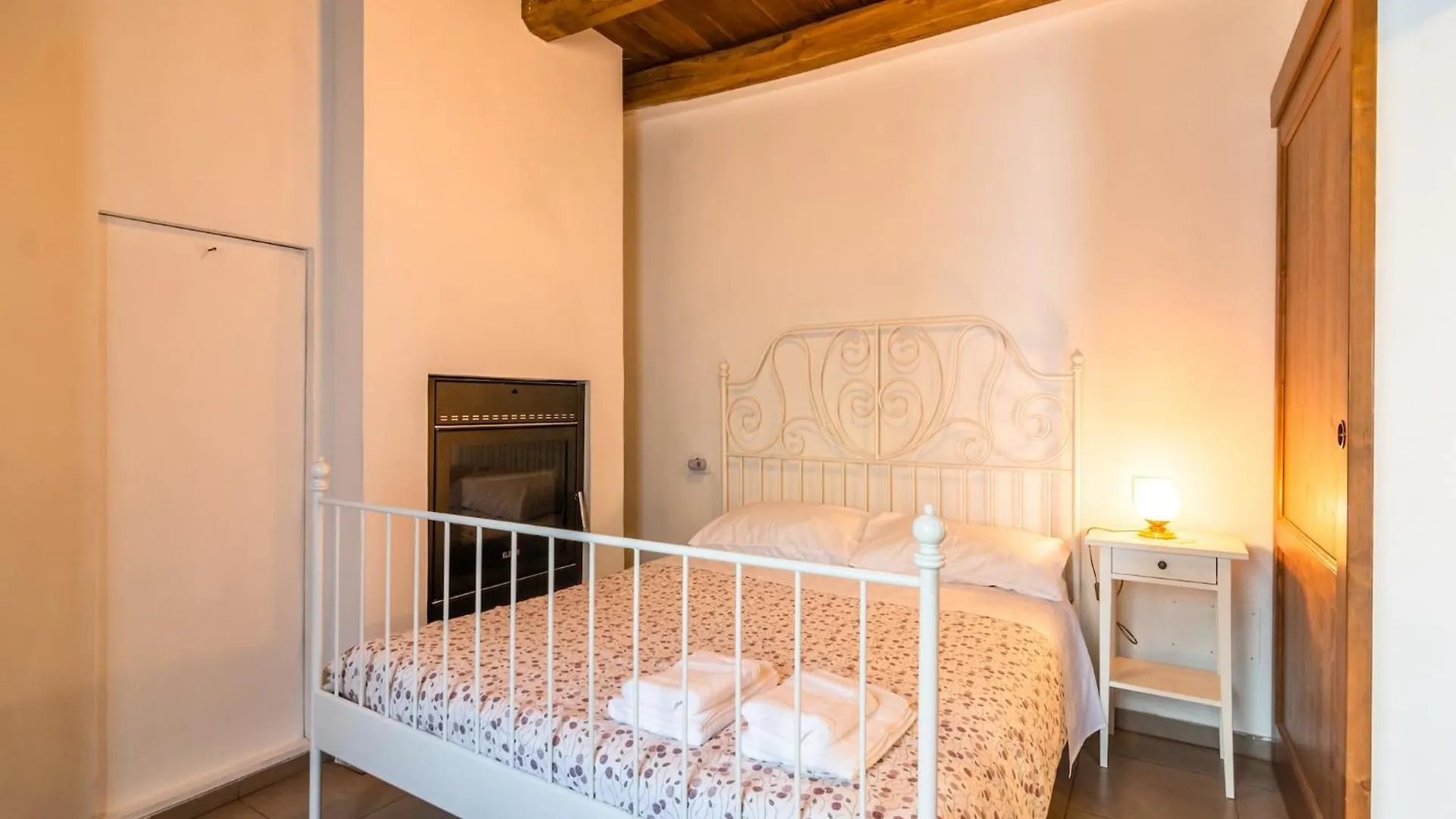 Beautiful Apartment In Sestino With Garden